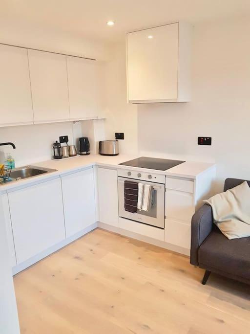 Apartment Contemporary 1 Bed In Peckham *